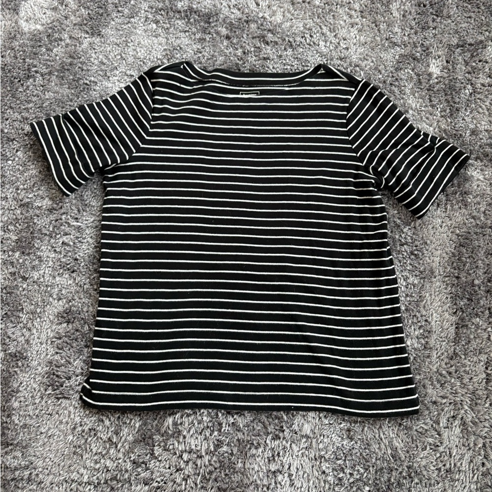 Striped Black and White Size Medium Top Hasting & Smith